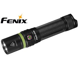 LED Baterka Fenix UC30 2017 - Nabíjanie v tele