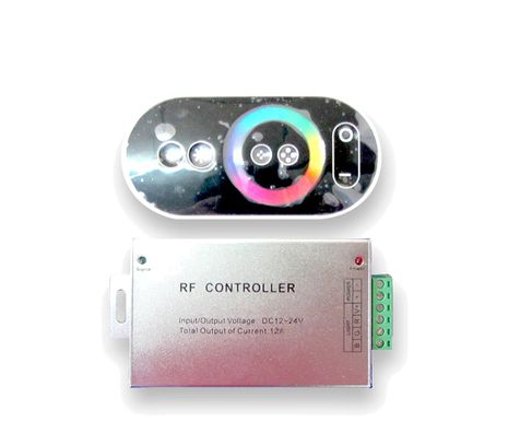 RGB stmievač pre LED pás s diaľkovým ovládaním